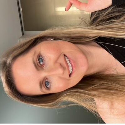 Melanie Eales - Travel Business Owner